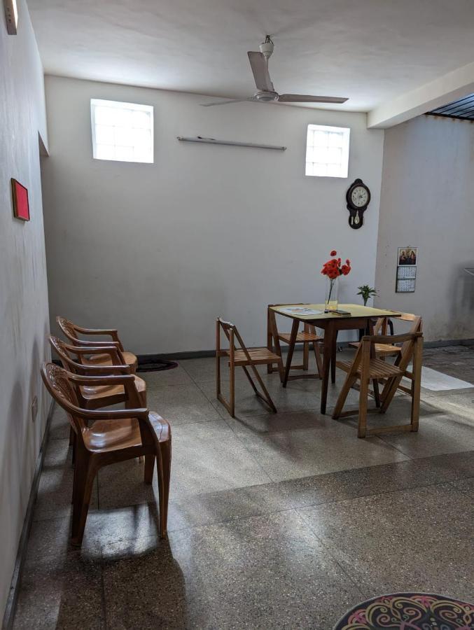 Shiranthi Guest House Rajagiriya Ngoại thất bức ảnh